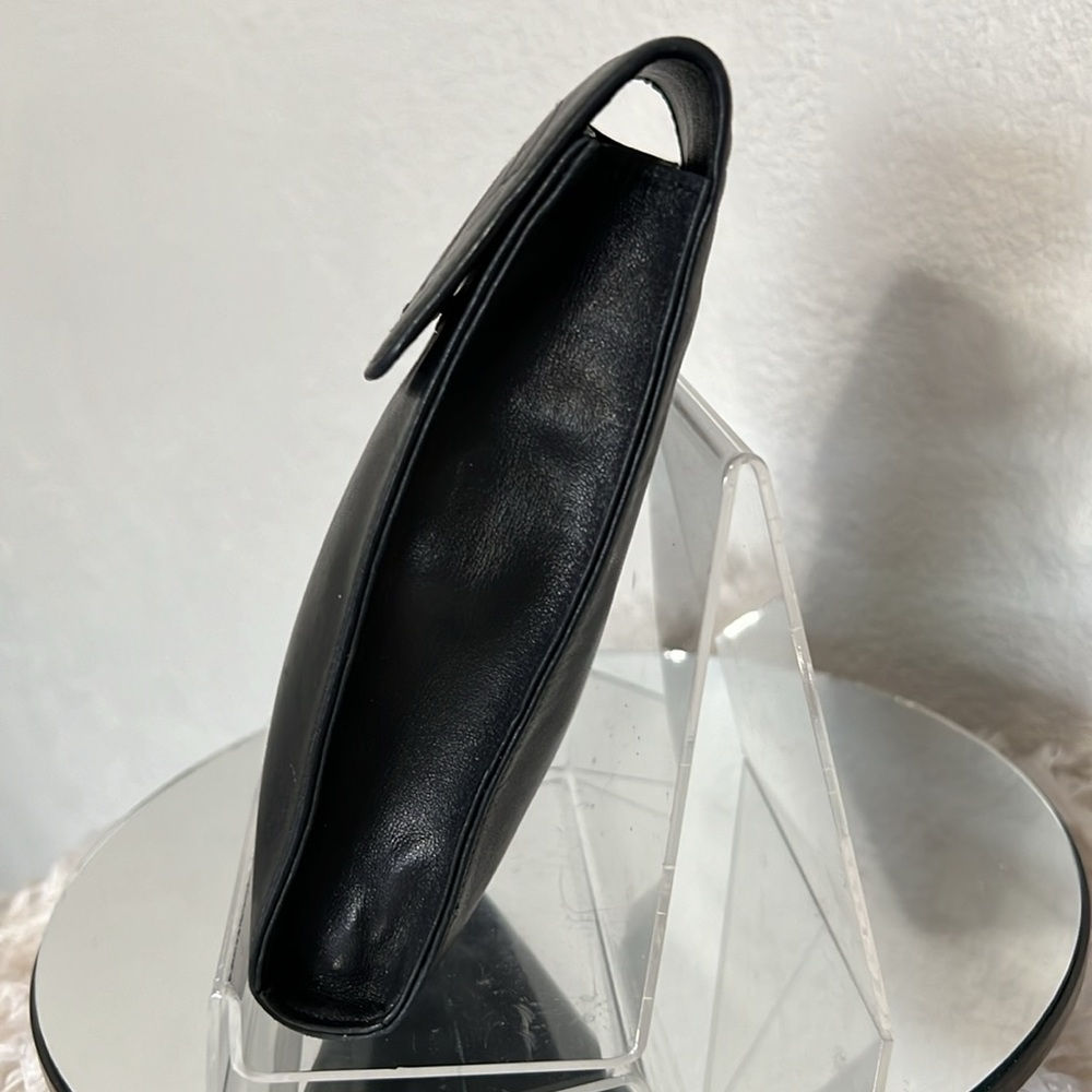 Chanel CC Calfskin Black Leather Multi Pouch - Picture 4 of 16